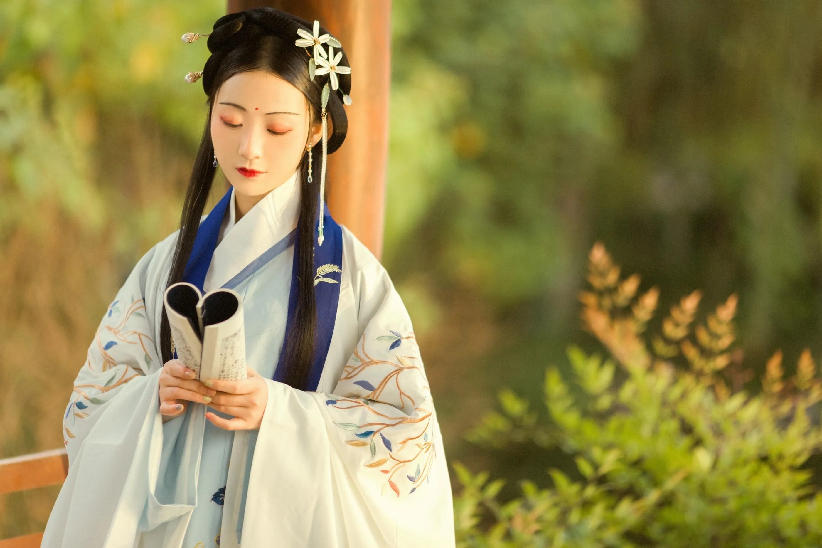 [YITUYU艺图语]2021.09.01 丹枫入秋 门门 [28P]插图1